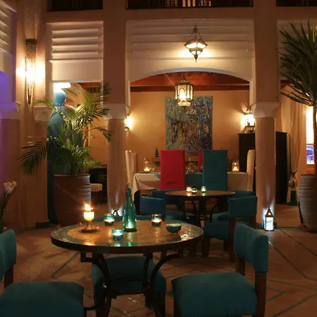 Riad Turquoise-2